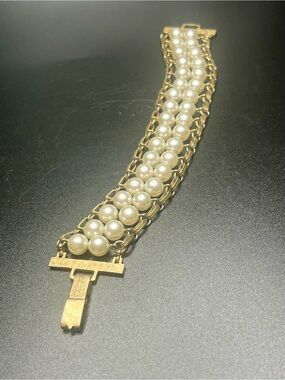 Vintage Sarah Coventry faux pearl bracelet gold tone wide multi strand signed